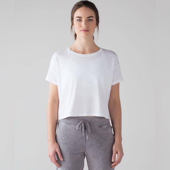 lululemon athletica Tops - Lululemon Cates Tee in White (First Release) Size 2